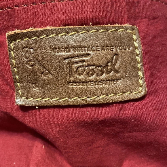 Rare Fossil Jaquard Floral Hobo Bag with Leather Detail - Picture 14 of 15